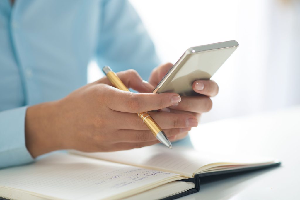 Who should apply to be an investor